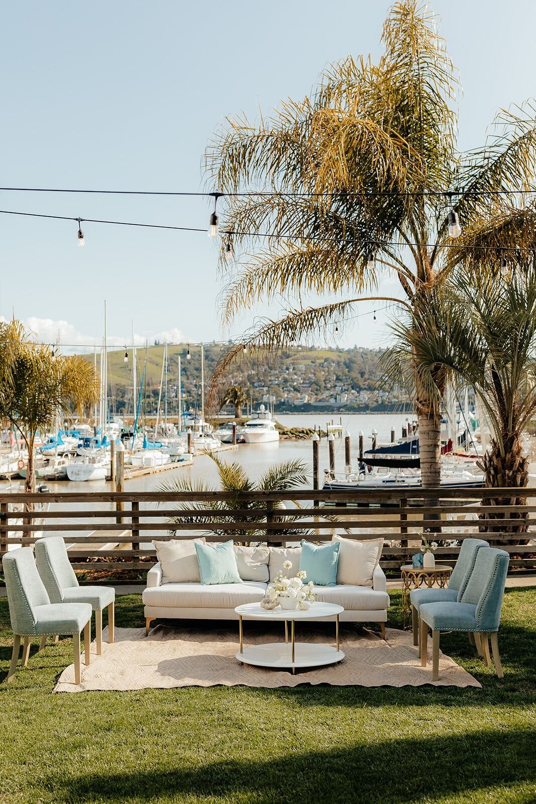 blue-and-white-lounge-on-water