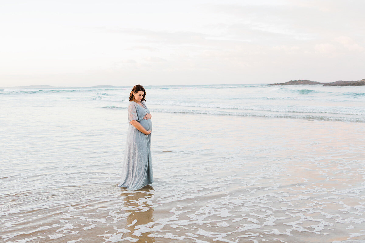 Abu-dhabi-maternity-photography-pregnancy-photographer-beach