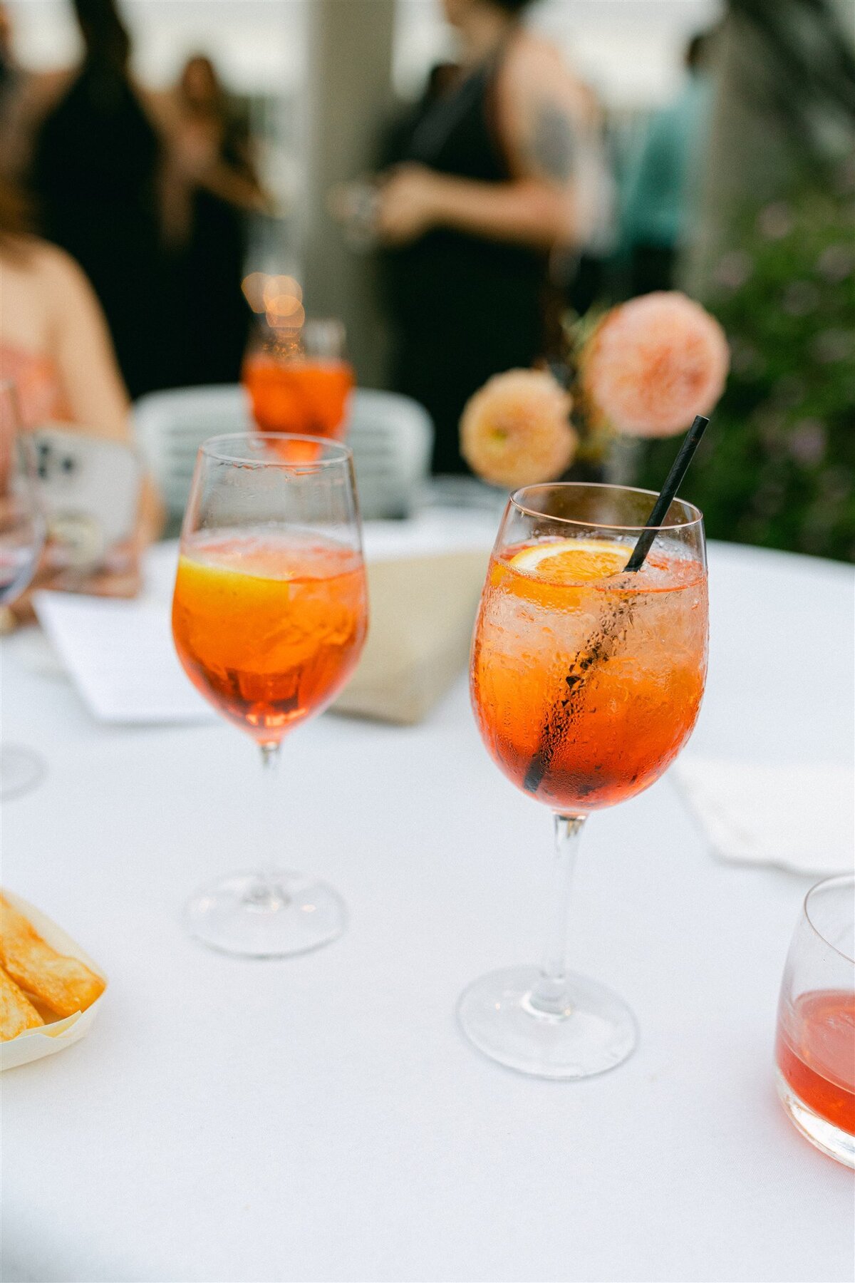 skirball-cultural-center-wedding-A_2bJ-cocktail-hour-Diana-Lake-Photography2