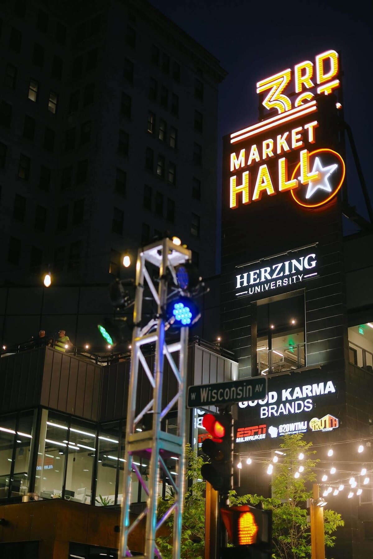 3rd-market-hall-night-market-milwaukee