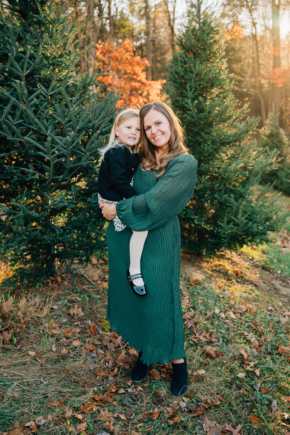 Christmas Tree Farm Mini Sessions | Connecticut Family Photographer-21
