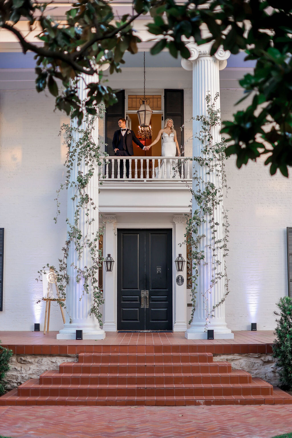 woodbine-mansion-texas-wedding-venue-sarah-block-photography