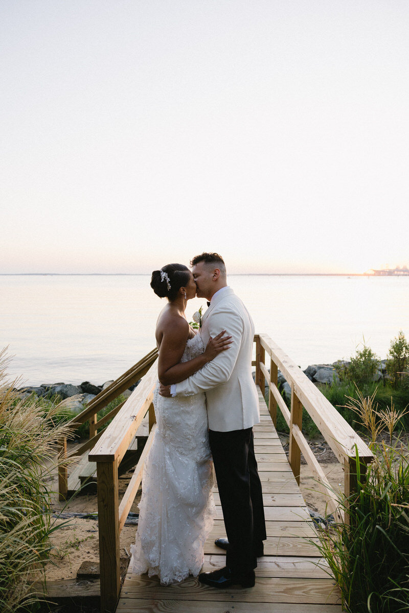 chesapeake-bay-beach-club-romantics-36