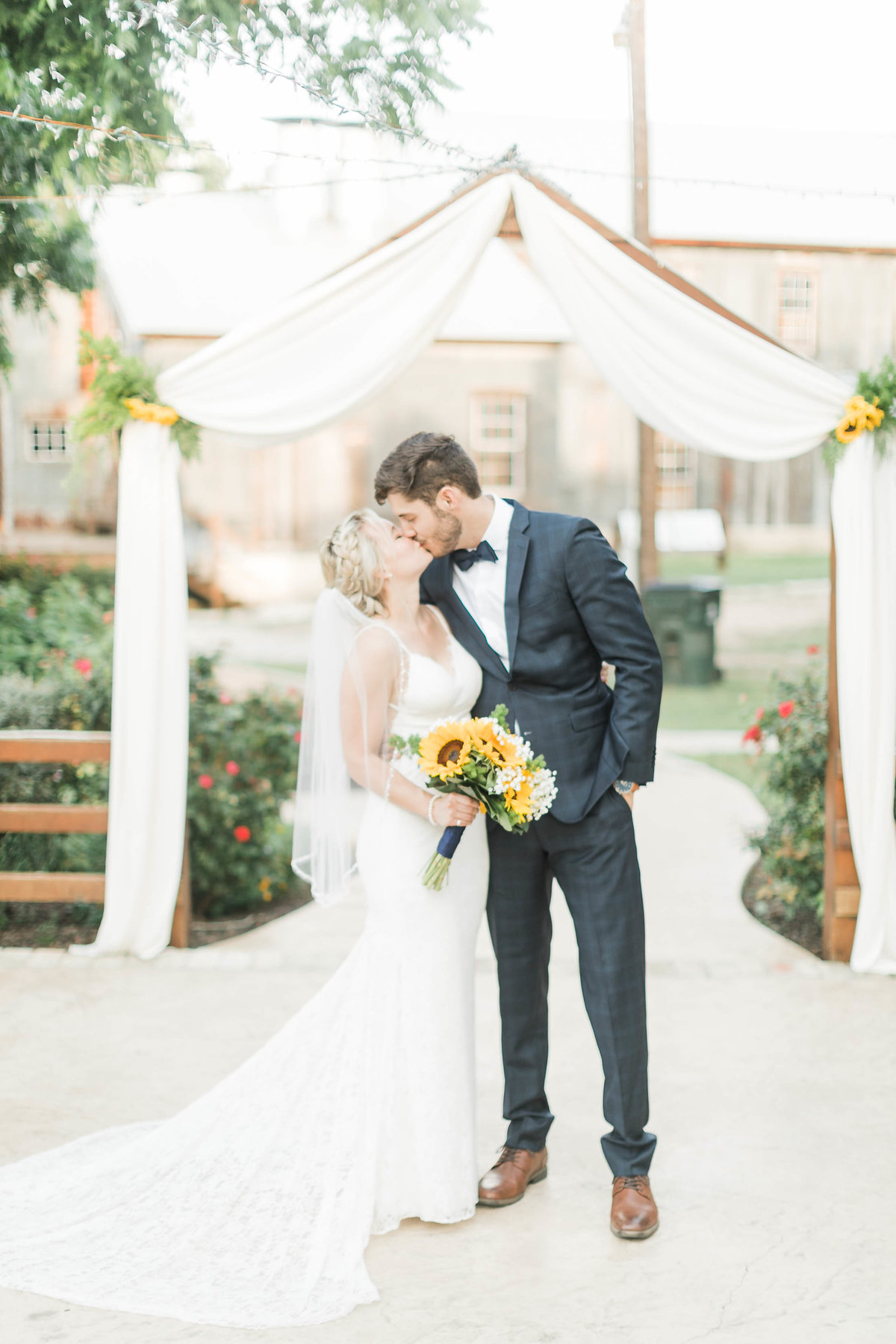 Isabella + Dacus Wedding_Paige Vaughn Photo 0478