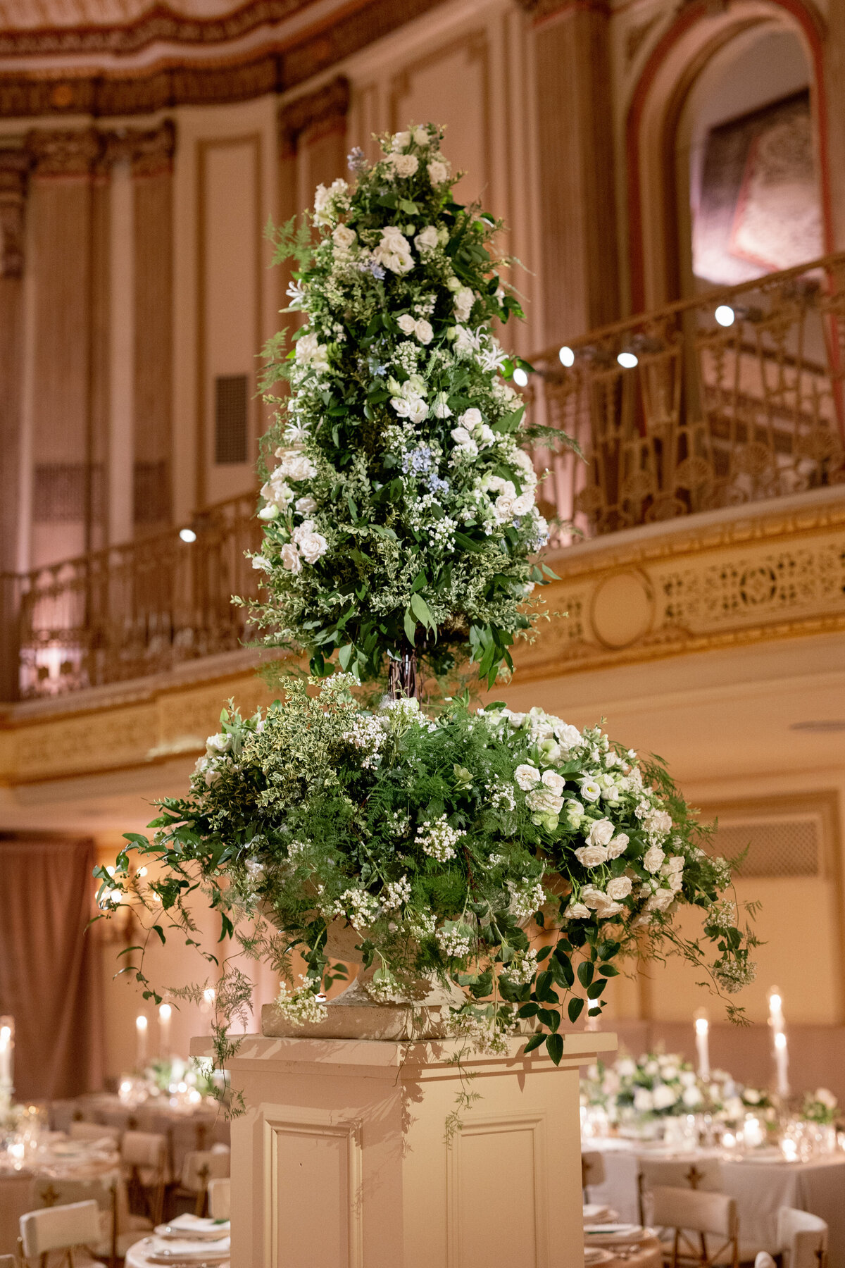 chicago-luxury-winter-wedding-at-old-st-pats-96