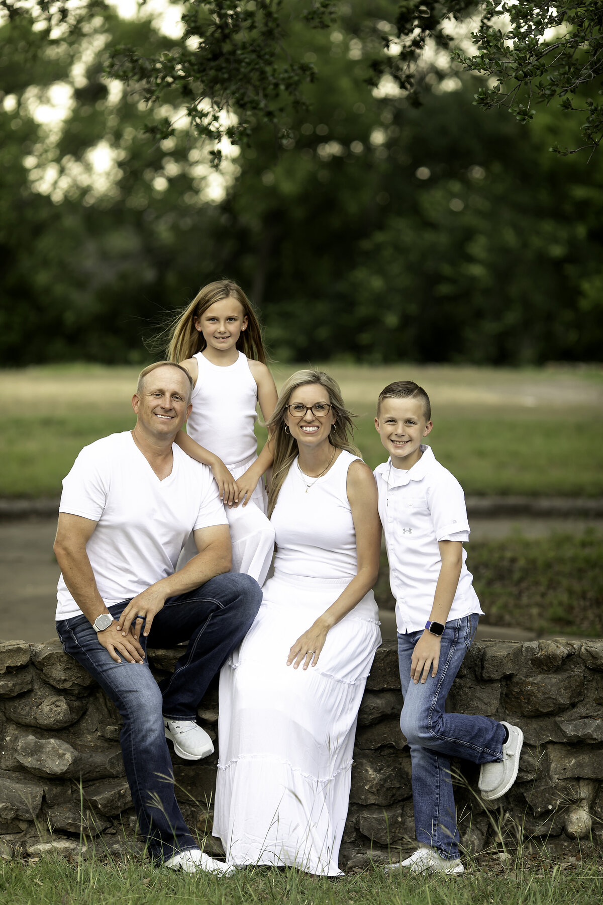 Fort-Worth-family-photographer-chunky-monkey-34