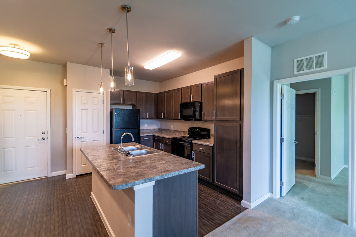 042924ATLGranite Crossing-70