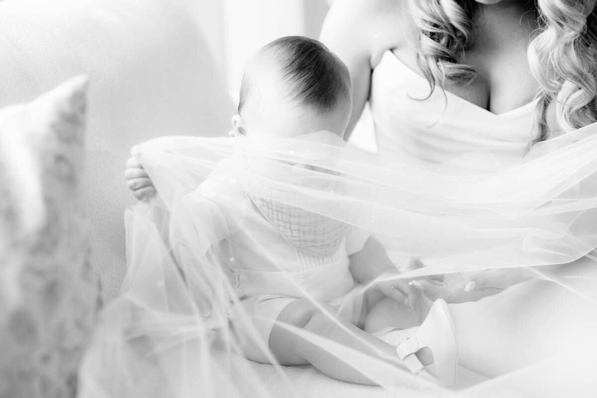 bride-and-child-wedding-veil