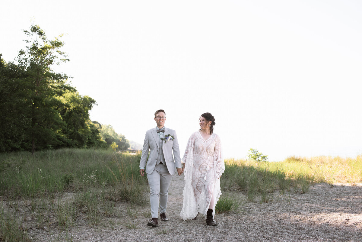 Mei Lin Barral Photography_Chicago-queer-beach-forest-intimate-wedding-220