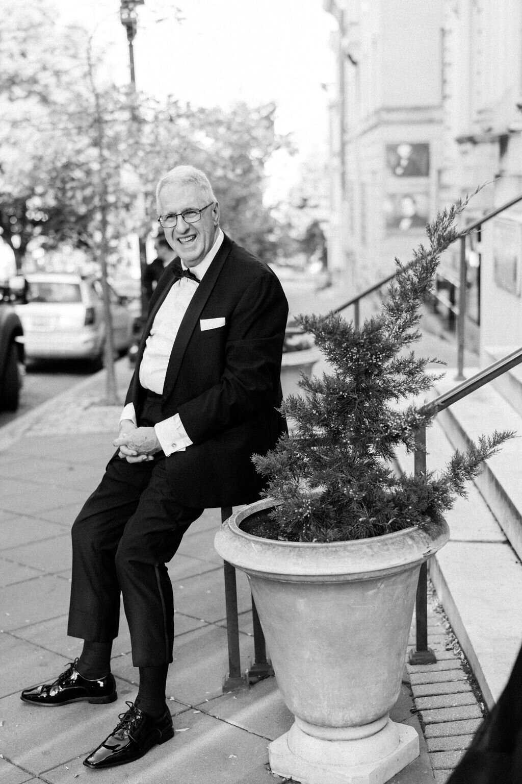 NikkiSanterre_EastCoastLuxuryWeddingPhotographer_PeabodyLibraryWeddingNouvelleEvents_Emily&Daniel-56