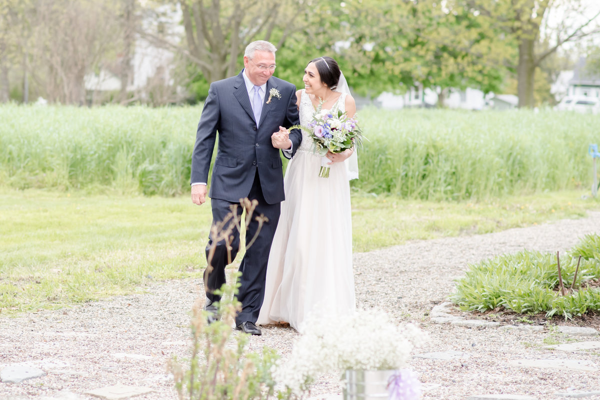 Rustic Barn Wedding Pennsylvania-Rodale Institute Wedding Raquel and Daniel Wedding 23480-49