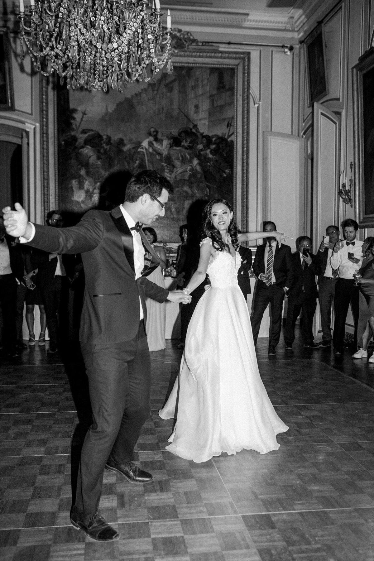 Maïlys Fortune Photography Husband Wife Wedding Weddings Photography France Switzerland Italy Timeless Dreamy Imagery Bilingual French English Destination Weddings Destination Wedding Provence French Riviera Paris Lake Como Tuscany127