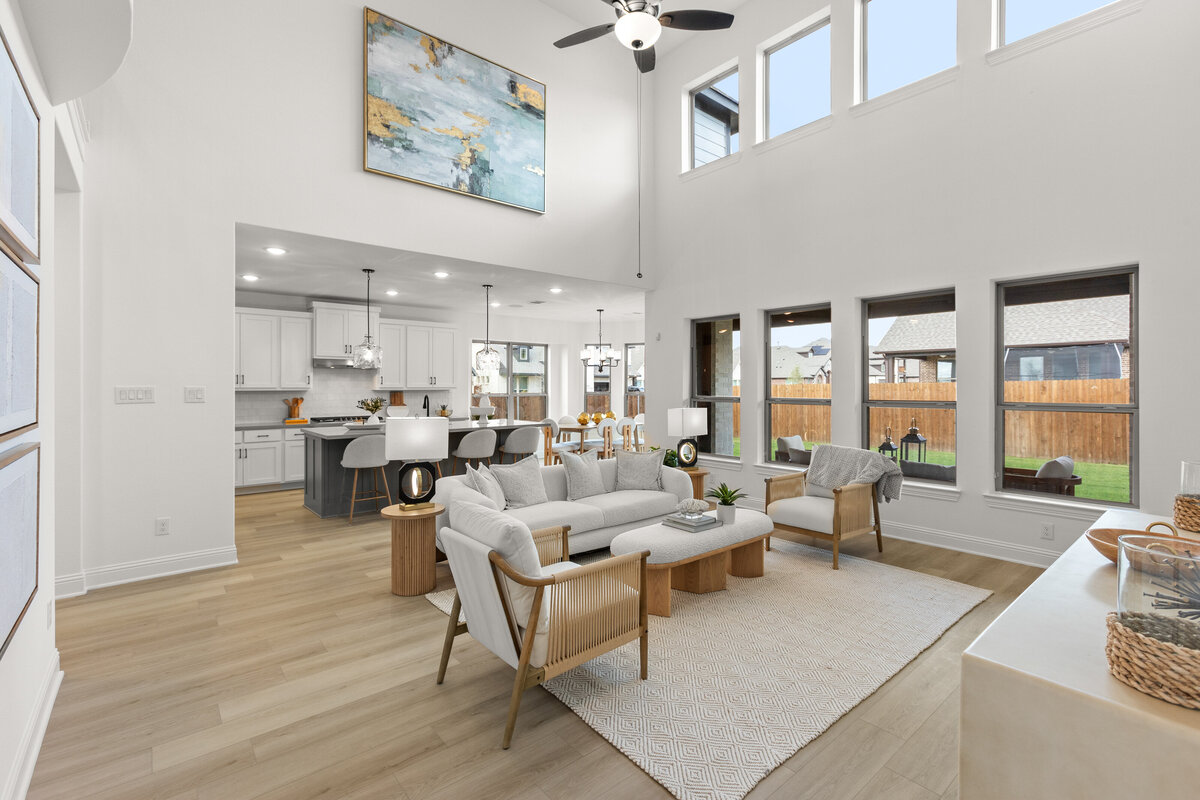 1001 Canuela-Living Room-2