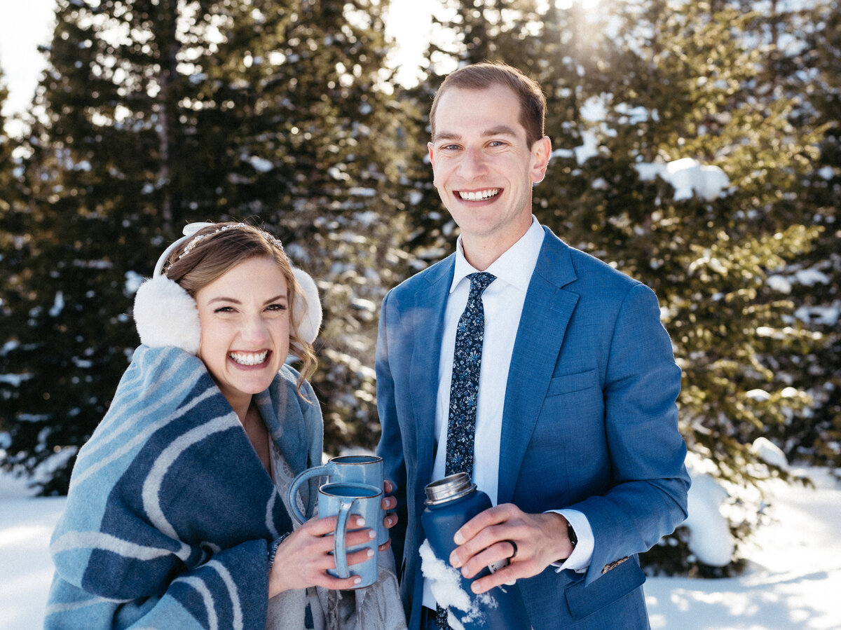 Sam-Murch-Photography-Ouray-Winter-Elopement-with-dog-63