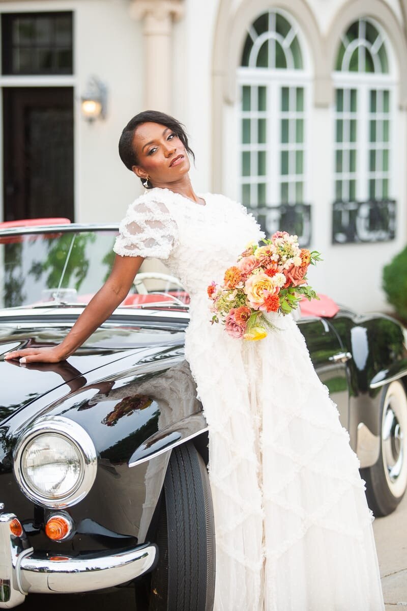 black-bride-with-vintage-mercedes