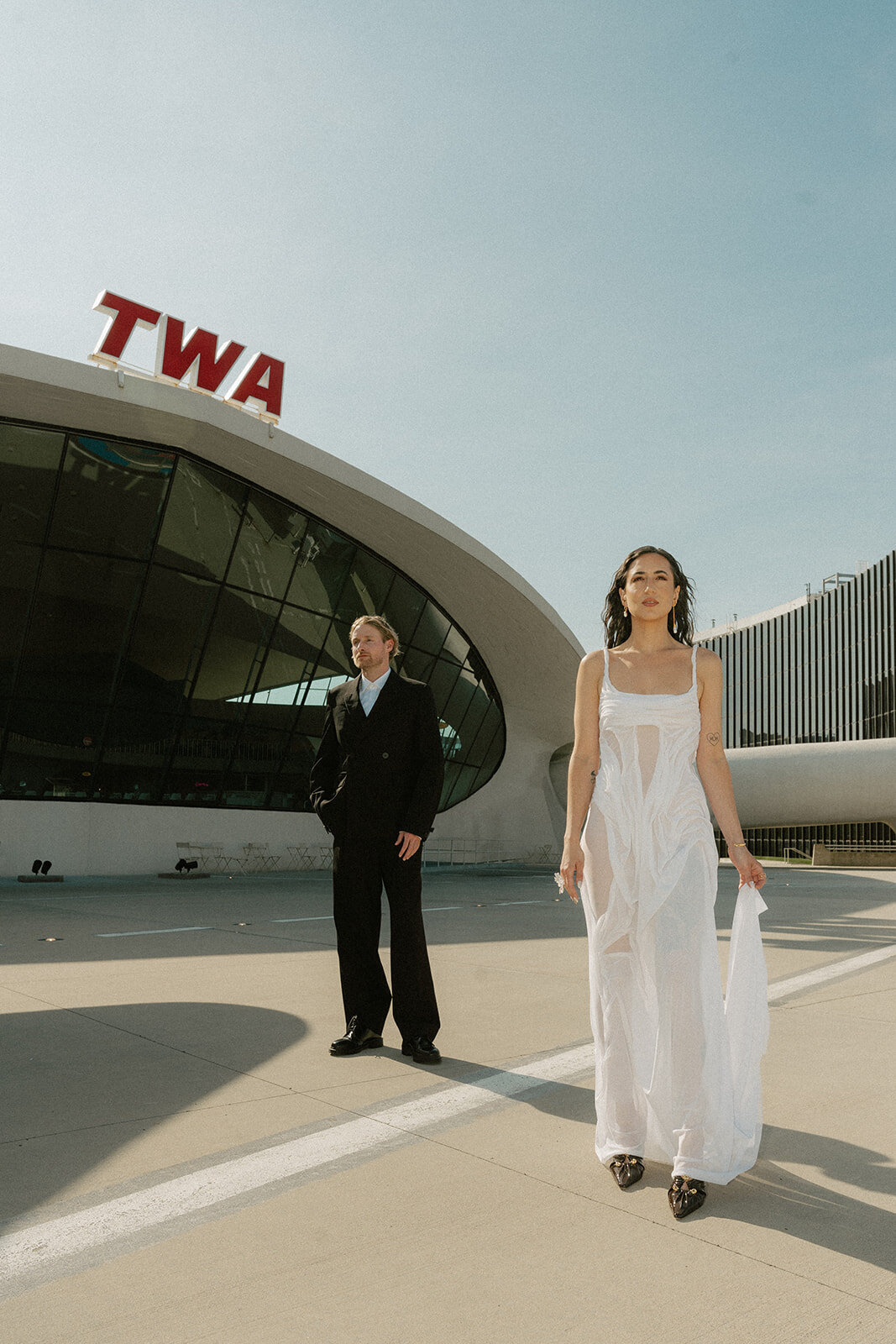modern-nontraditional-wedding-twa-hotel-nyc-25