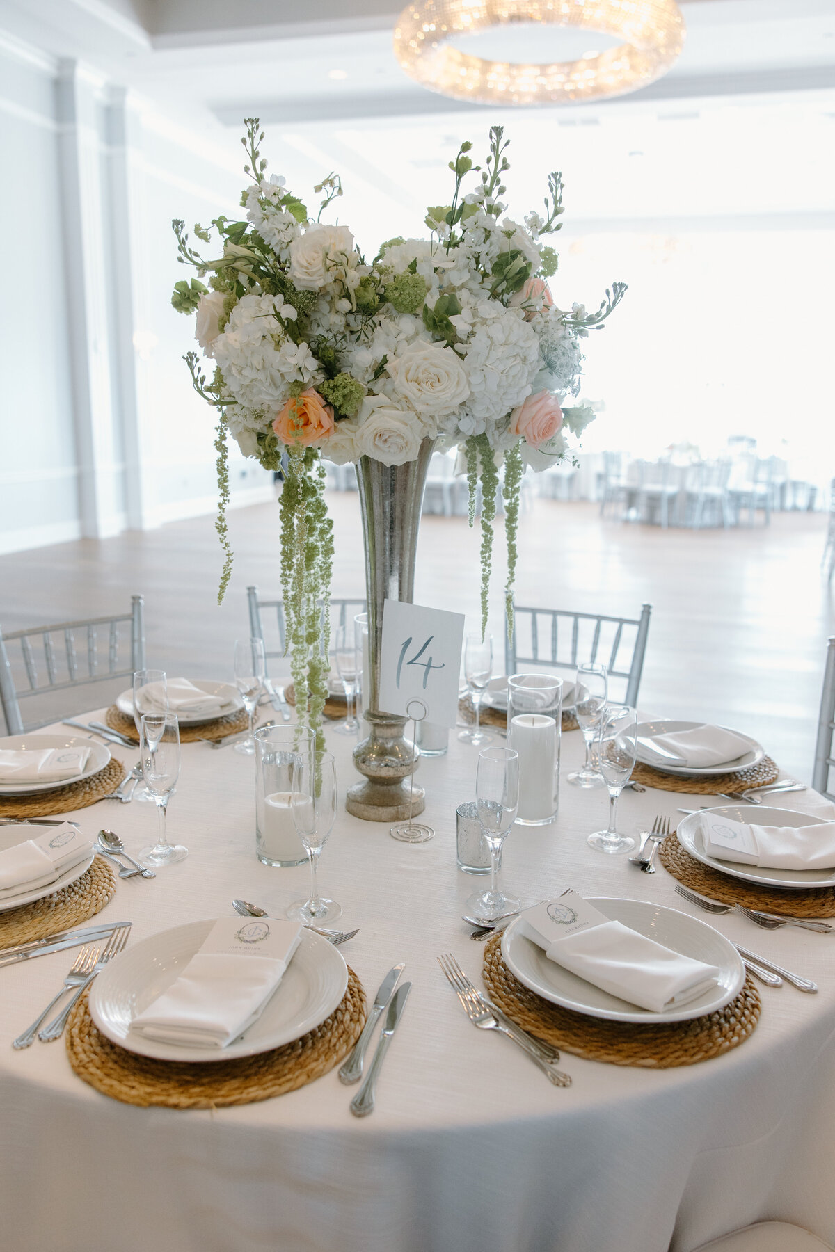 newport-harbor-island-wedding-reception