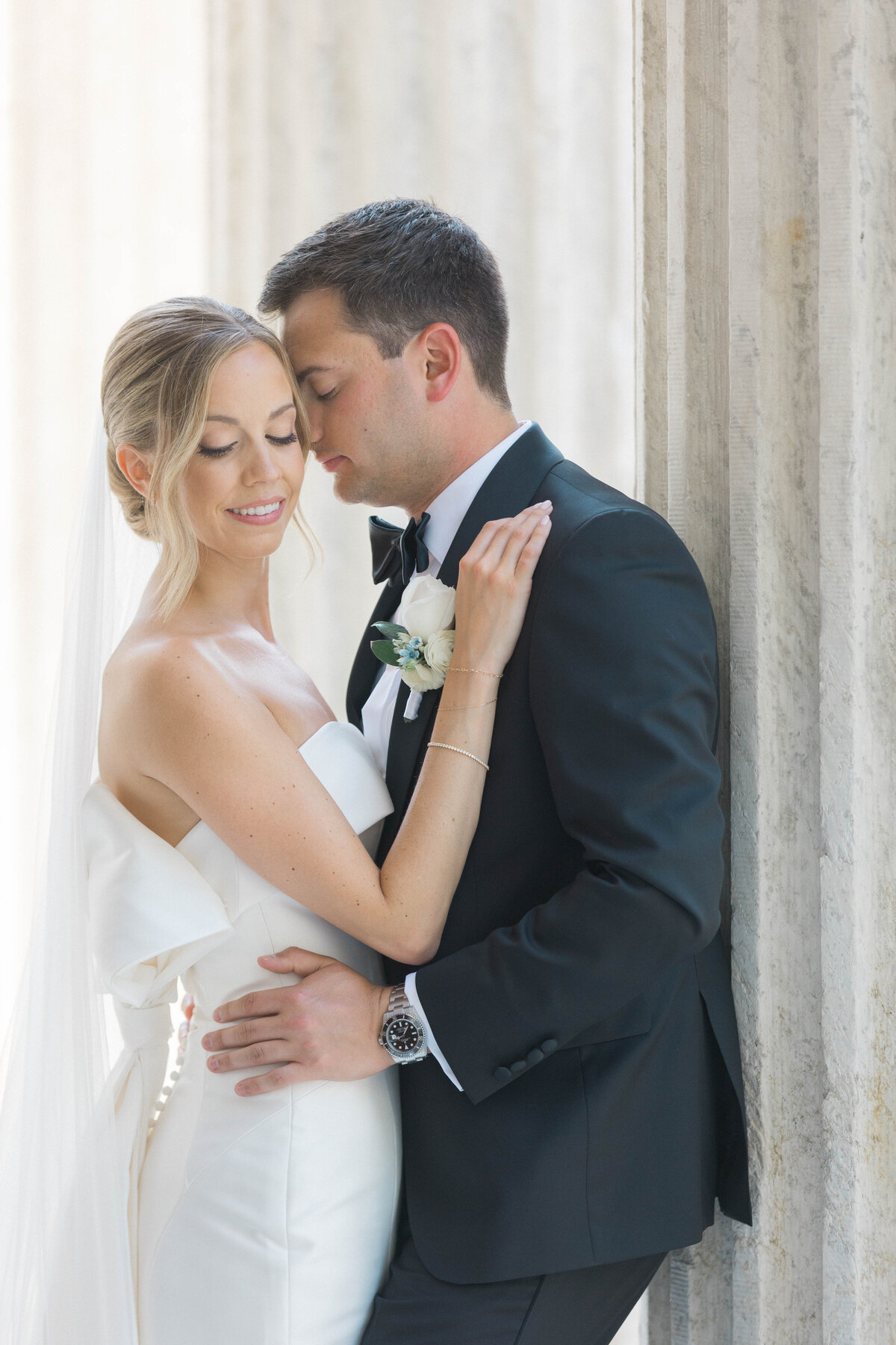 Molly Sue Photography New Jersey + East Coast Wedding Photographer Romantic Imagery Engagement Lifestyle Heirloom Wedding Albums49637