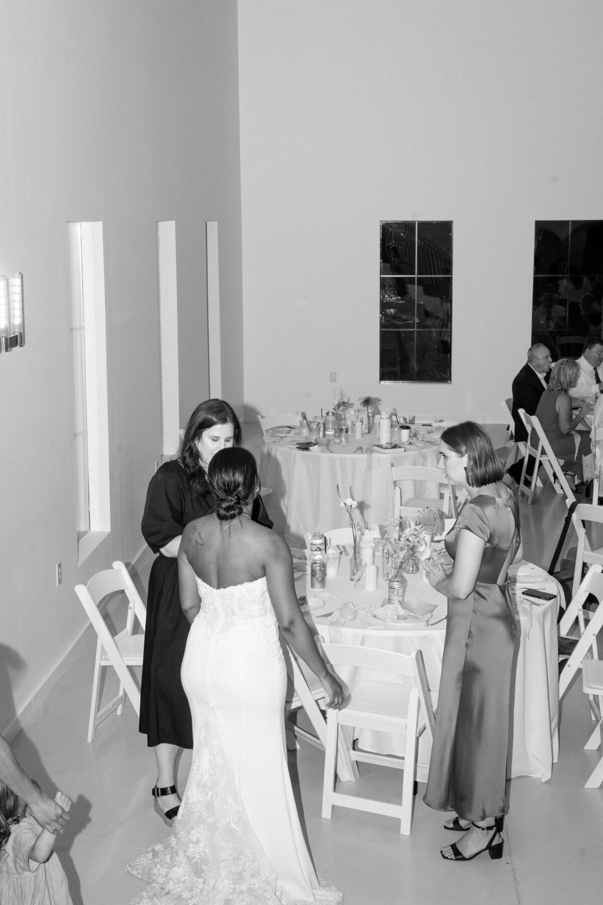 joey & alyse wedding photos - lizarrietaphotography-635