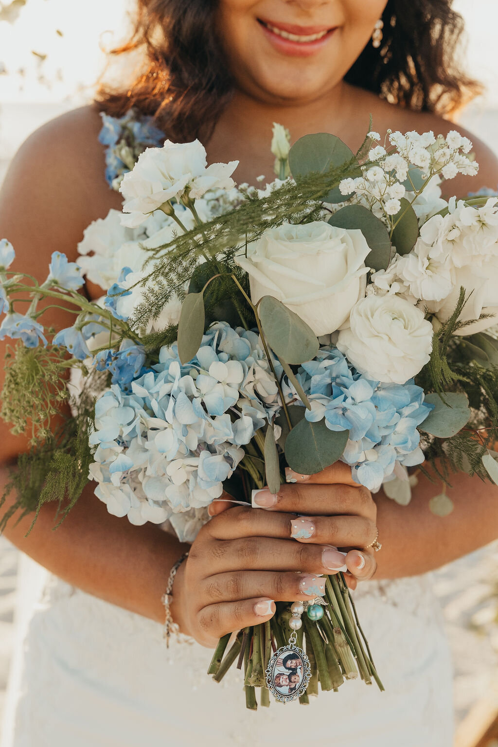 ariel-amir-photo-florida-beach-elopement-pass-a-grille-beach-chantilly-chic-celebrations-7