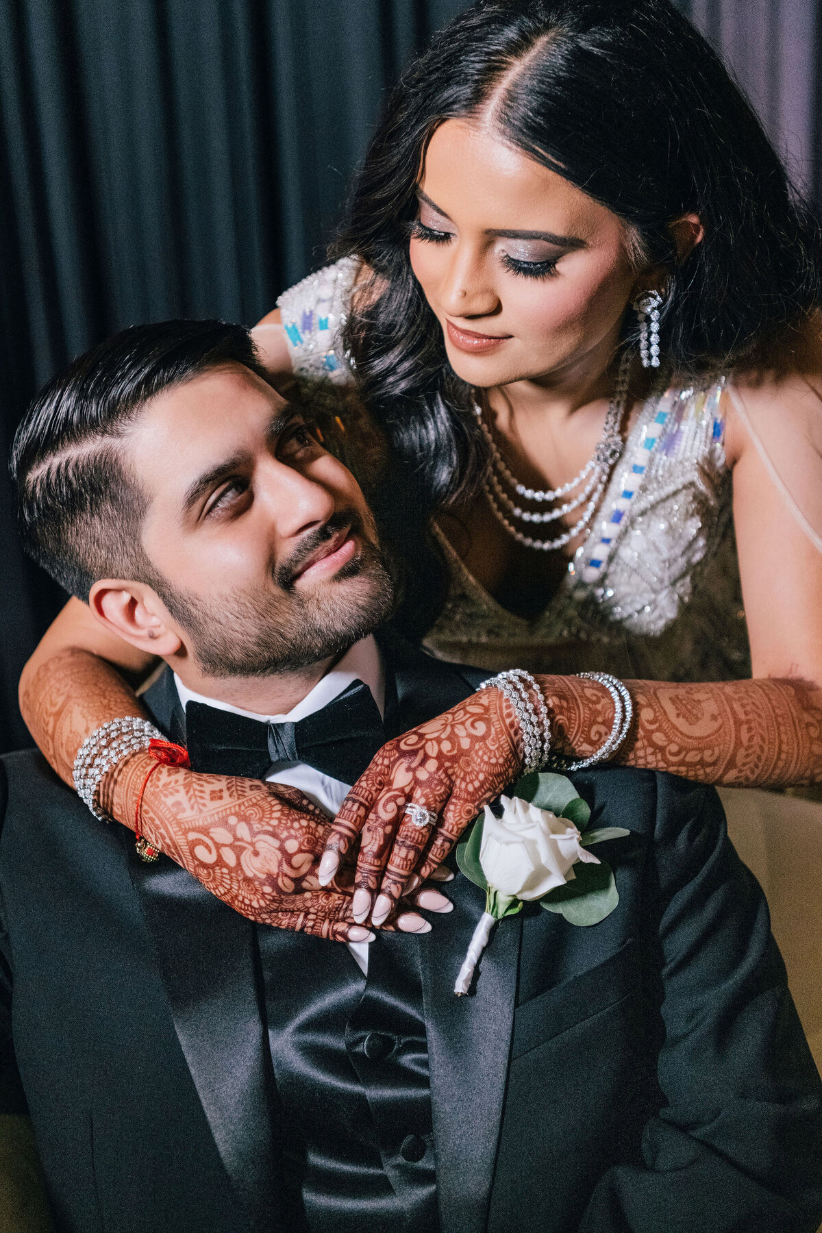 Chicago-wedding-photographers-Maha-Studios-Nirali-Aspin-Reception-151