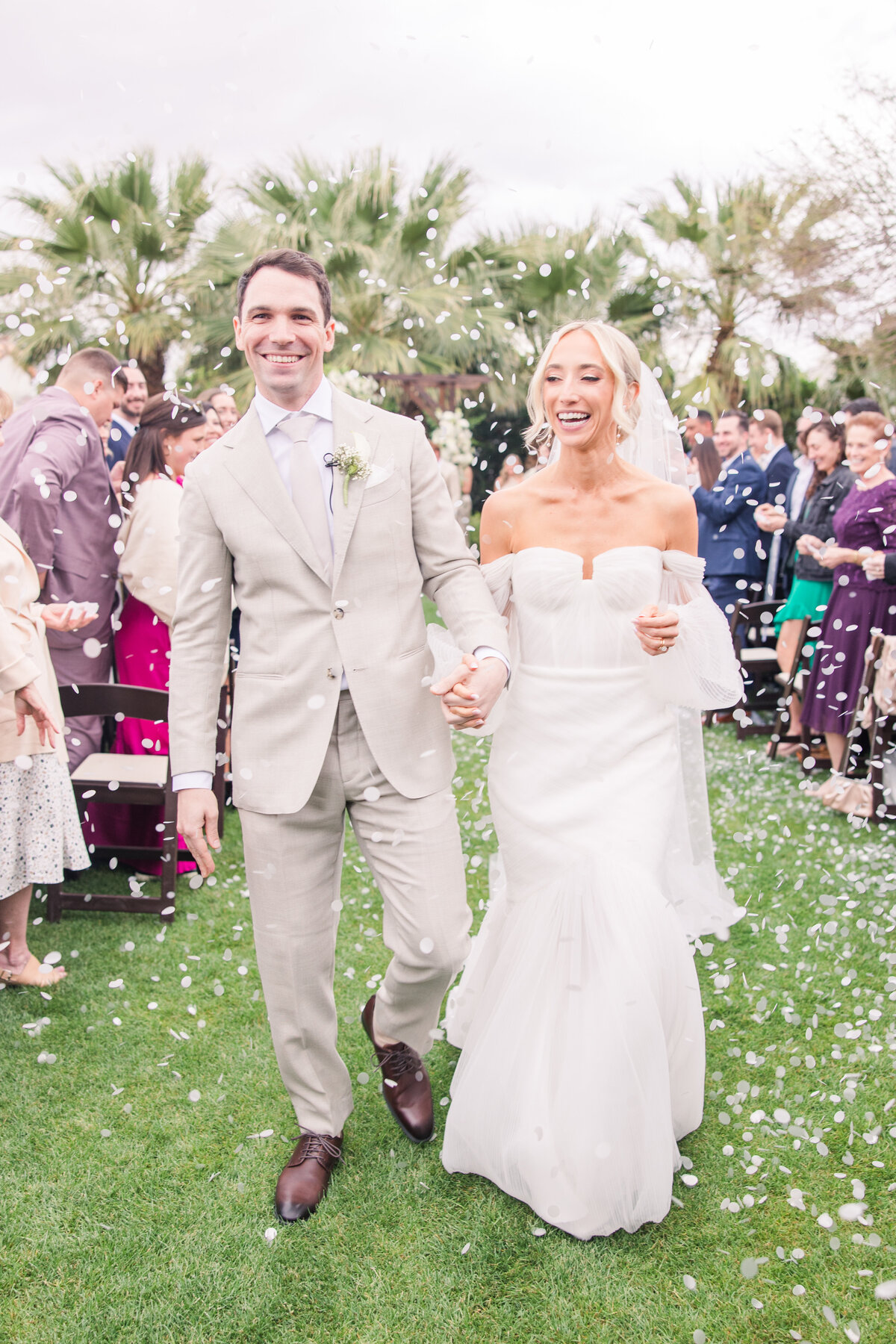 The Estate at Via Las Palmas Palm Springs Light and airy spring wedding southern california wedding venue luxury photography-181
