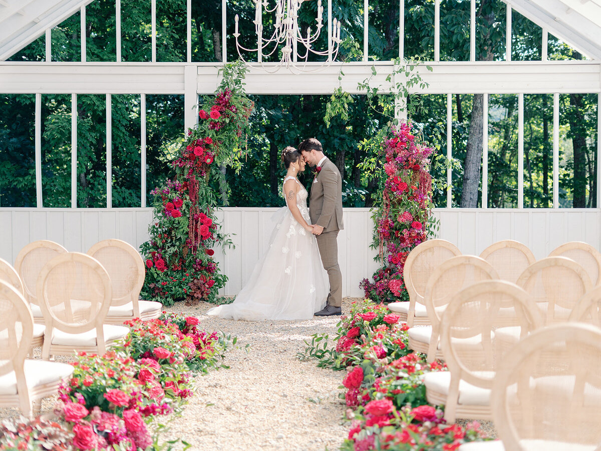 Ivy Rose_Shoot Crawl_Luxury_Wedding_Photo_Skyler Jordan Photography-311_websize