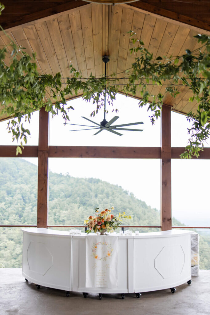 smoky-mountain-wedding-venue-the-trillium-tennessee-00035-683x1024