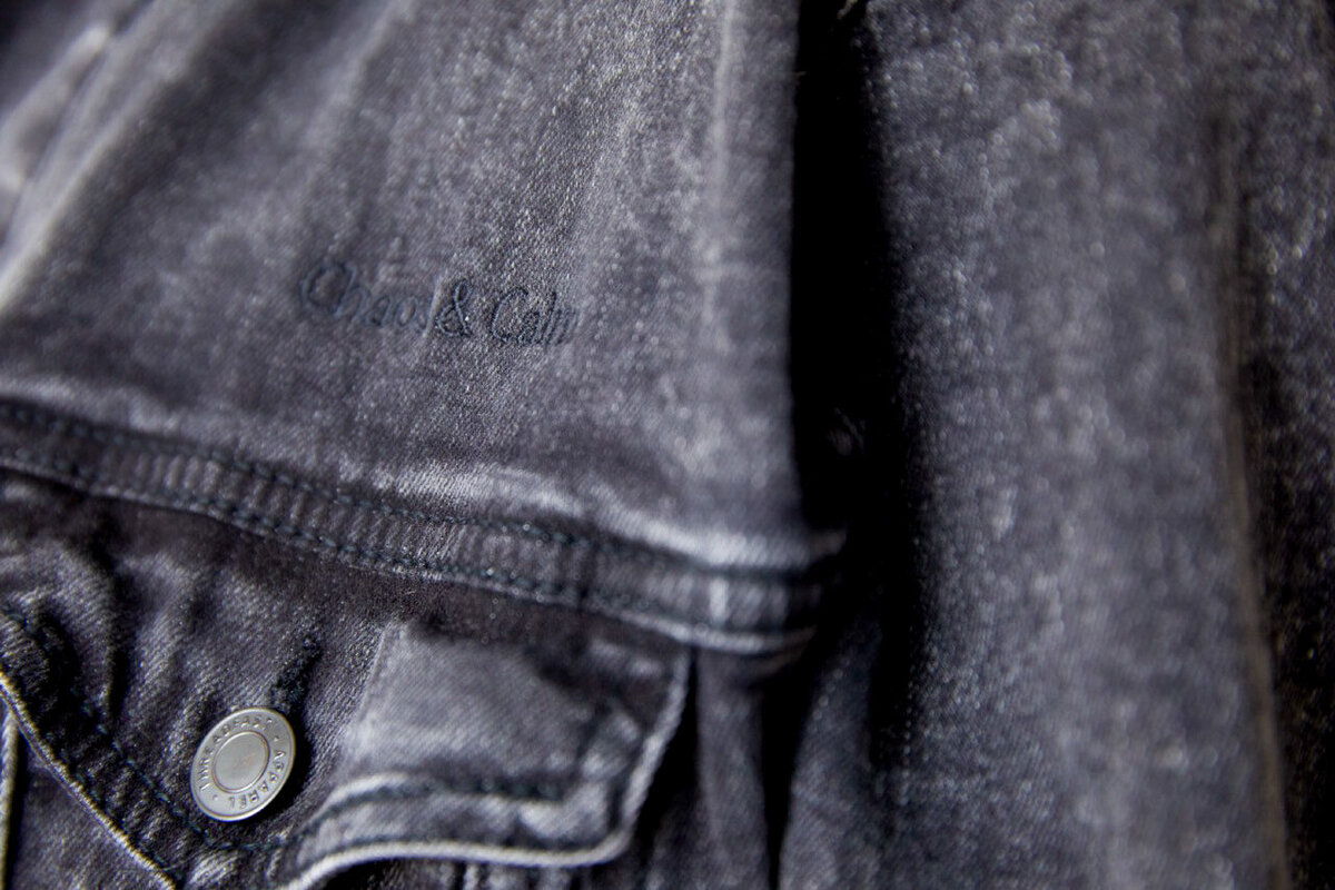 Details of the Vintage Inspired Breathe Denim Jacket I Merch Shoppe I Chaos & Calm