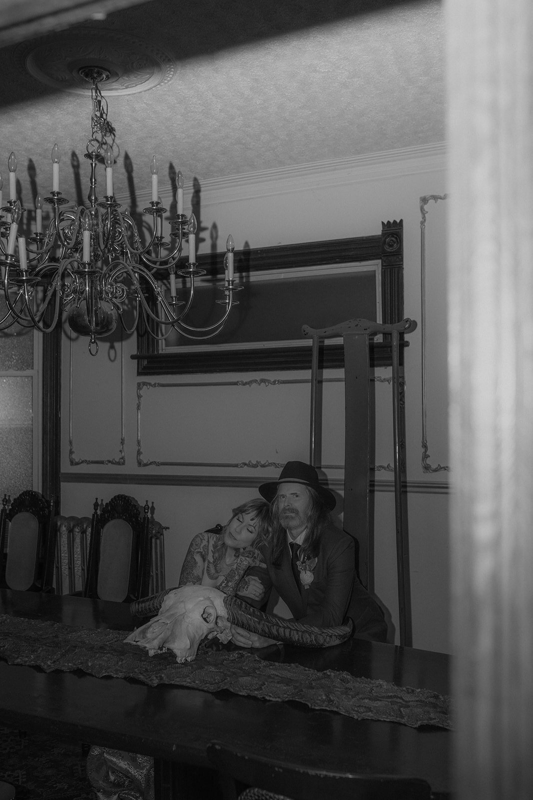 toronto-city-elopement-darling-mansion-wedding-photogrphy-intimate-modern-stylish-2502