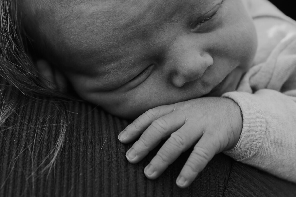 Droomlicht fotografie zwangerschap newborn gezin fotograaf zuid limburg (134)
