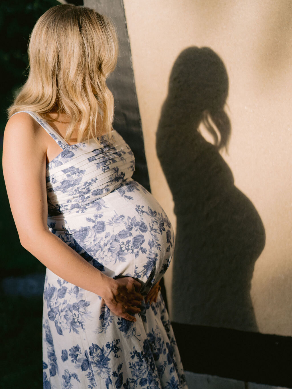 NikkiSanterre_VirginiaFineArtMotherhoodPhotographer_AlyssaHeirloomCollection-17