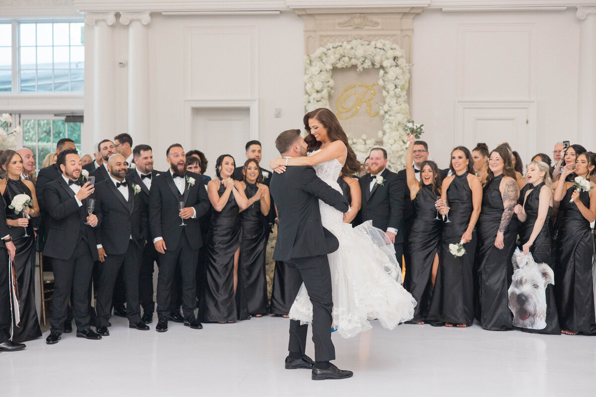 Molly Sue Photography Wedding at Park Chateau 71