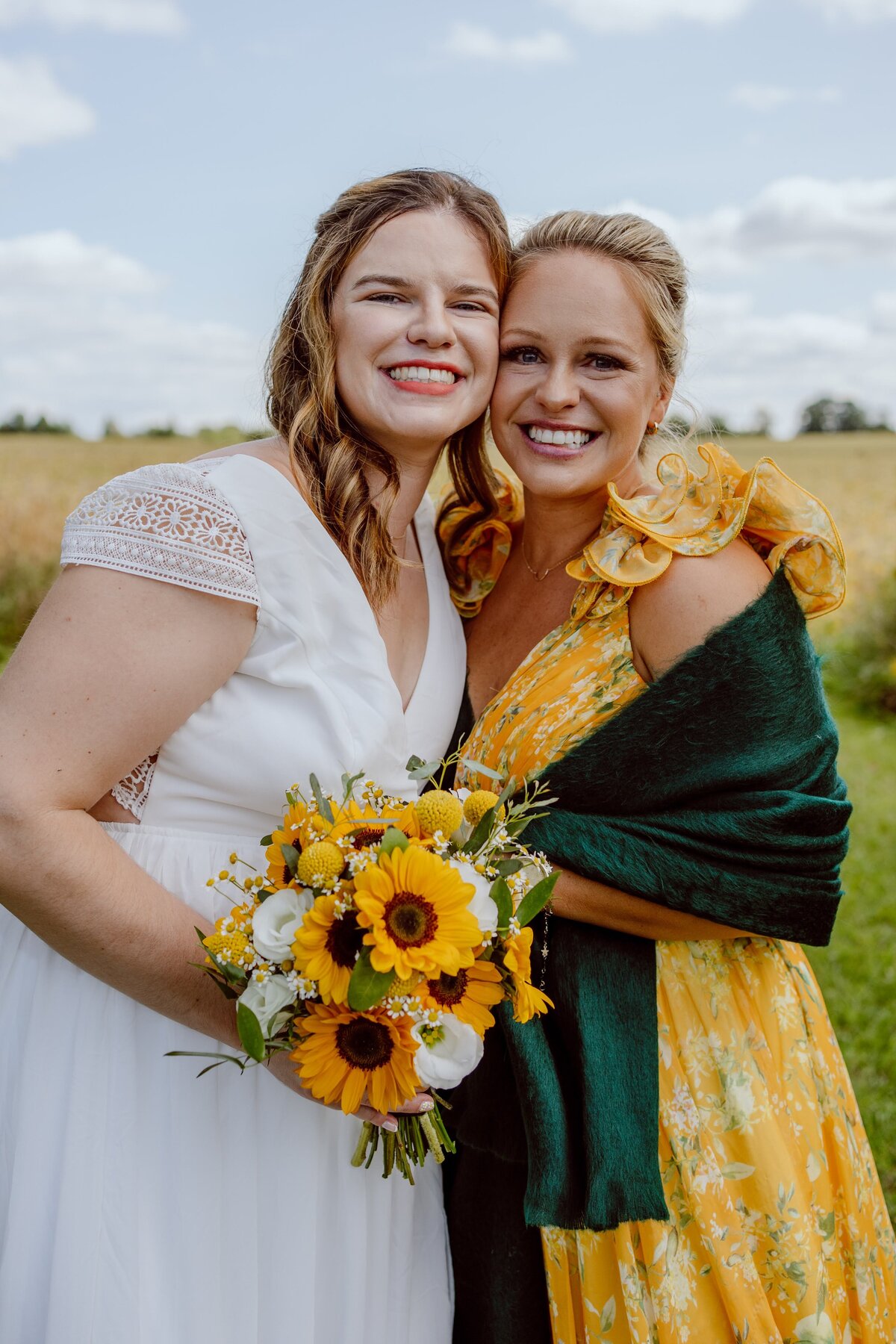 R&J Wedding Flowers by Mapleton Acres3