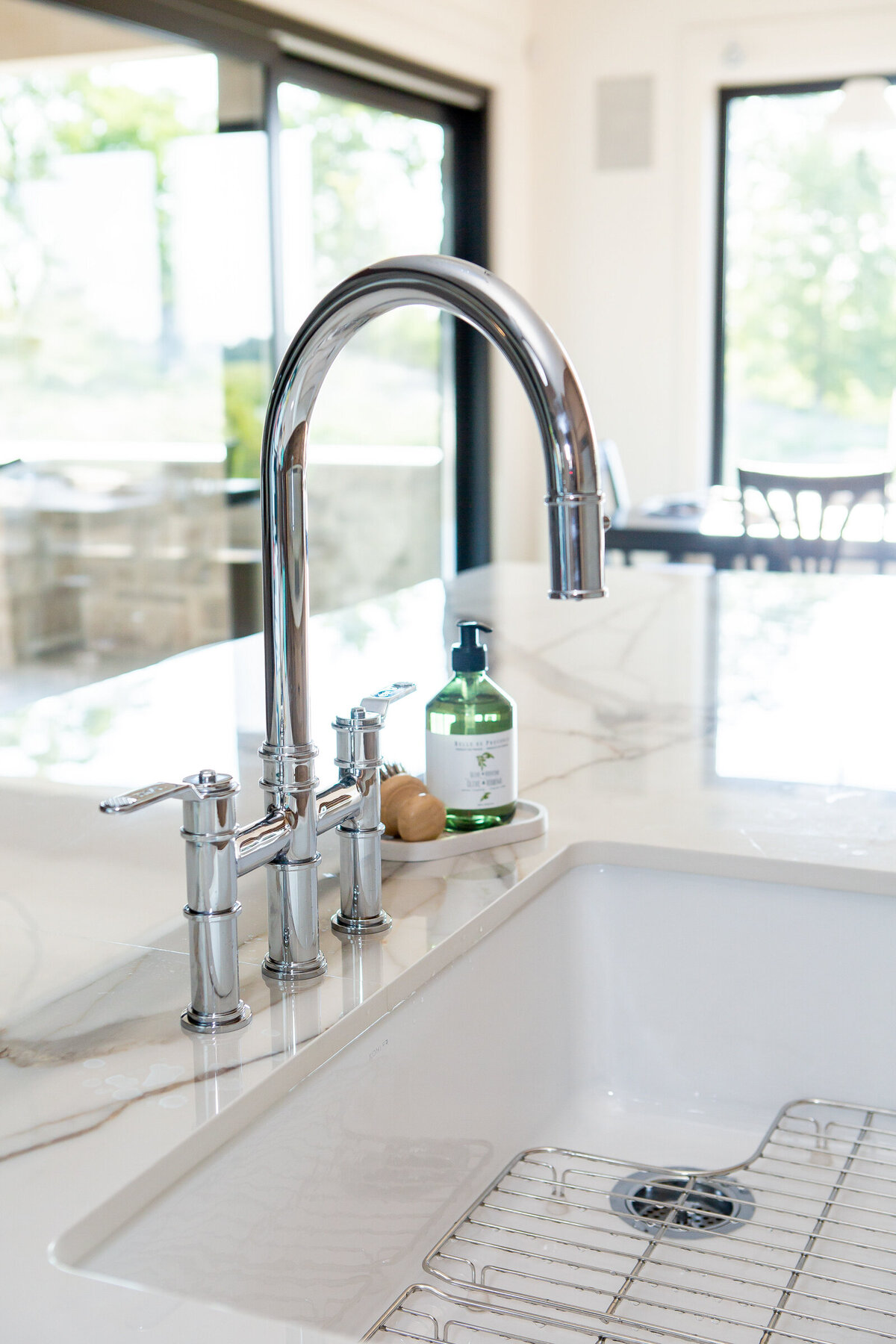 Farmhouse Faucet, Kitchen Sink -W.C Craftsman