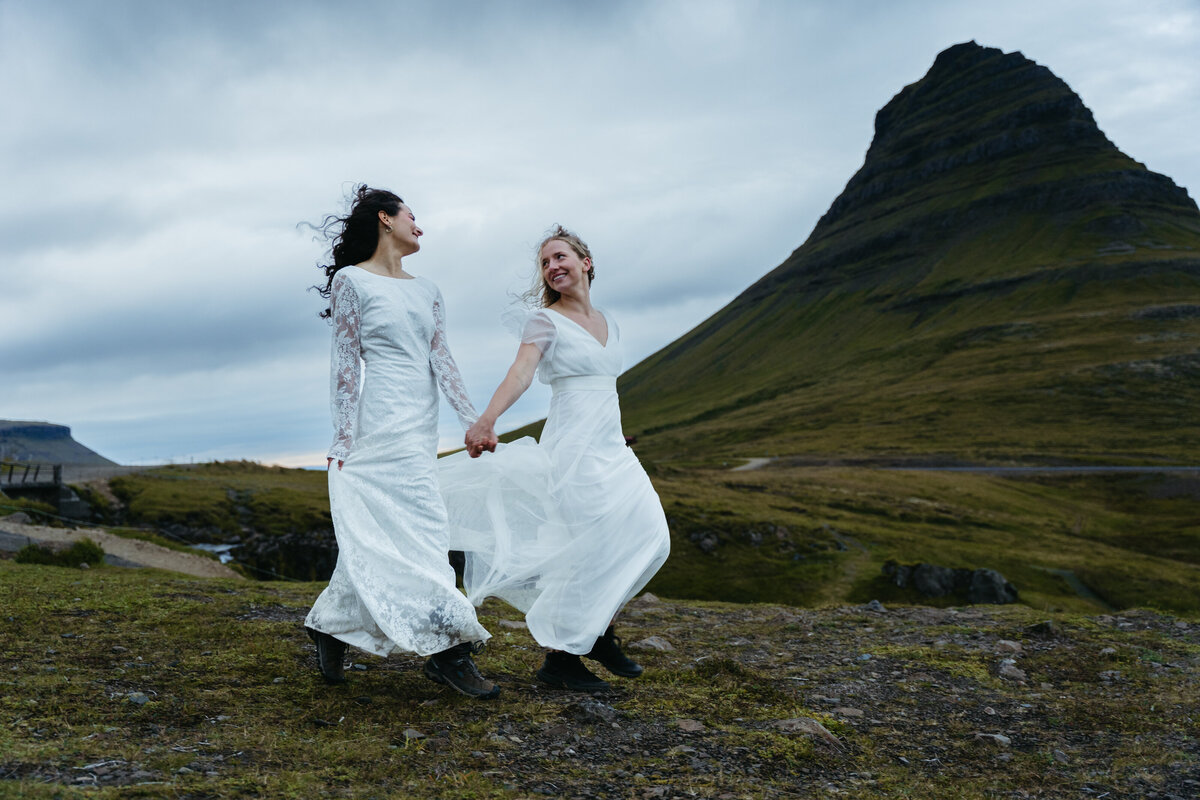 KIRKJUFELL Iceland Elopement -13