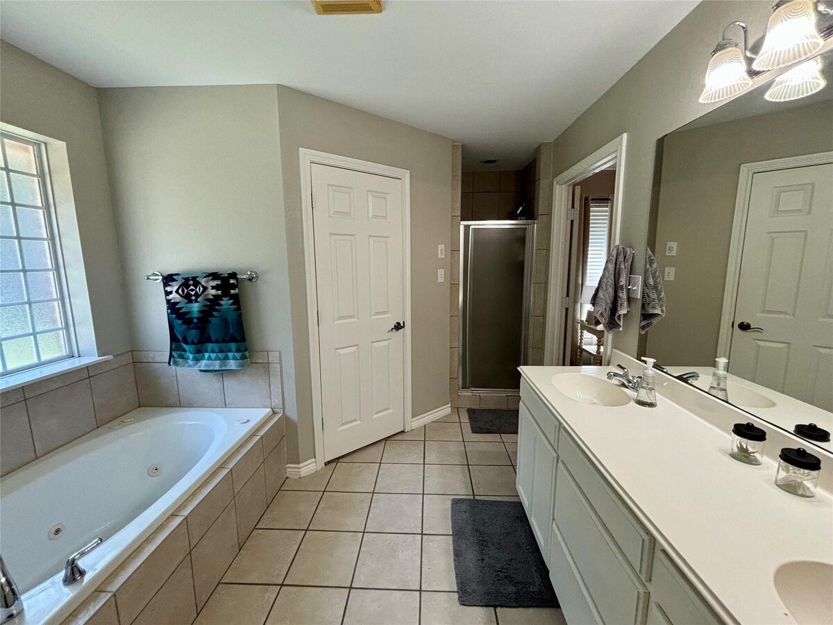 master bath2