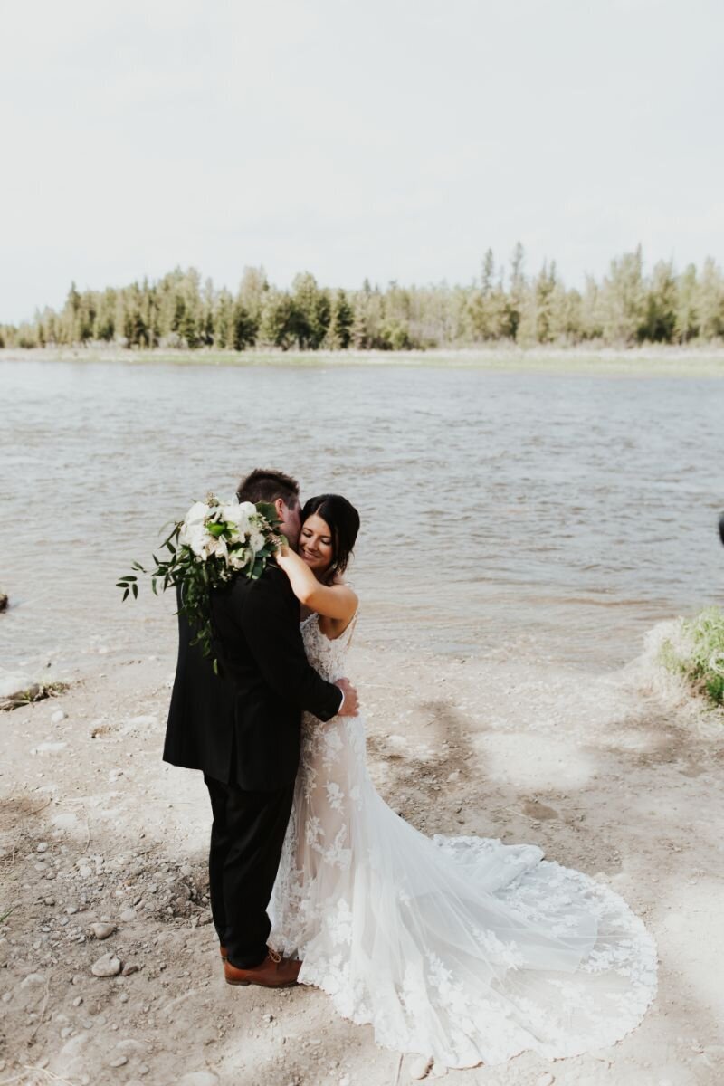 Edmonton-Wedding-Photographer-Church-32