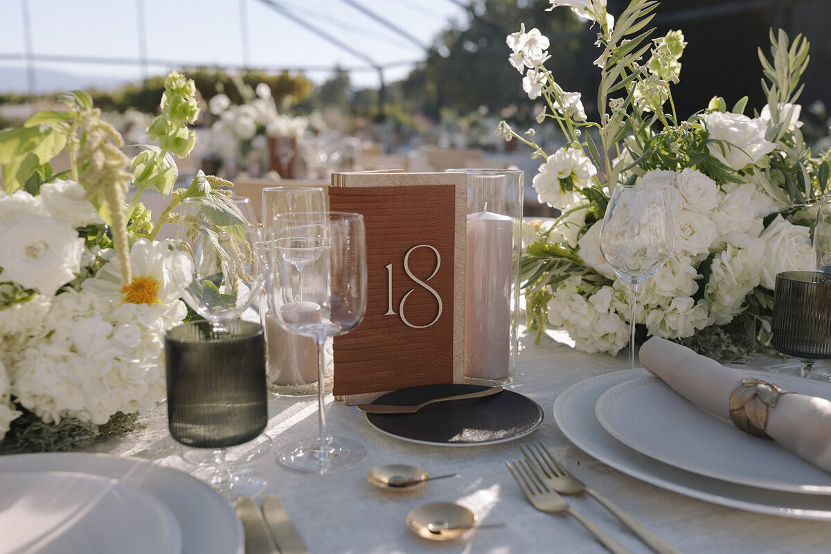 editorial-film-wedding-photographer-based-in-los-angeles-and-new-york-city-wedding-venue-Roblar-Farms-santa-ynez-by-rachel-artime-wedding-photography-9884