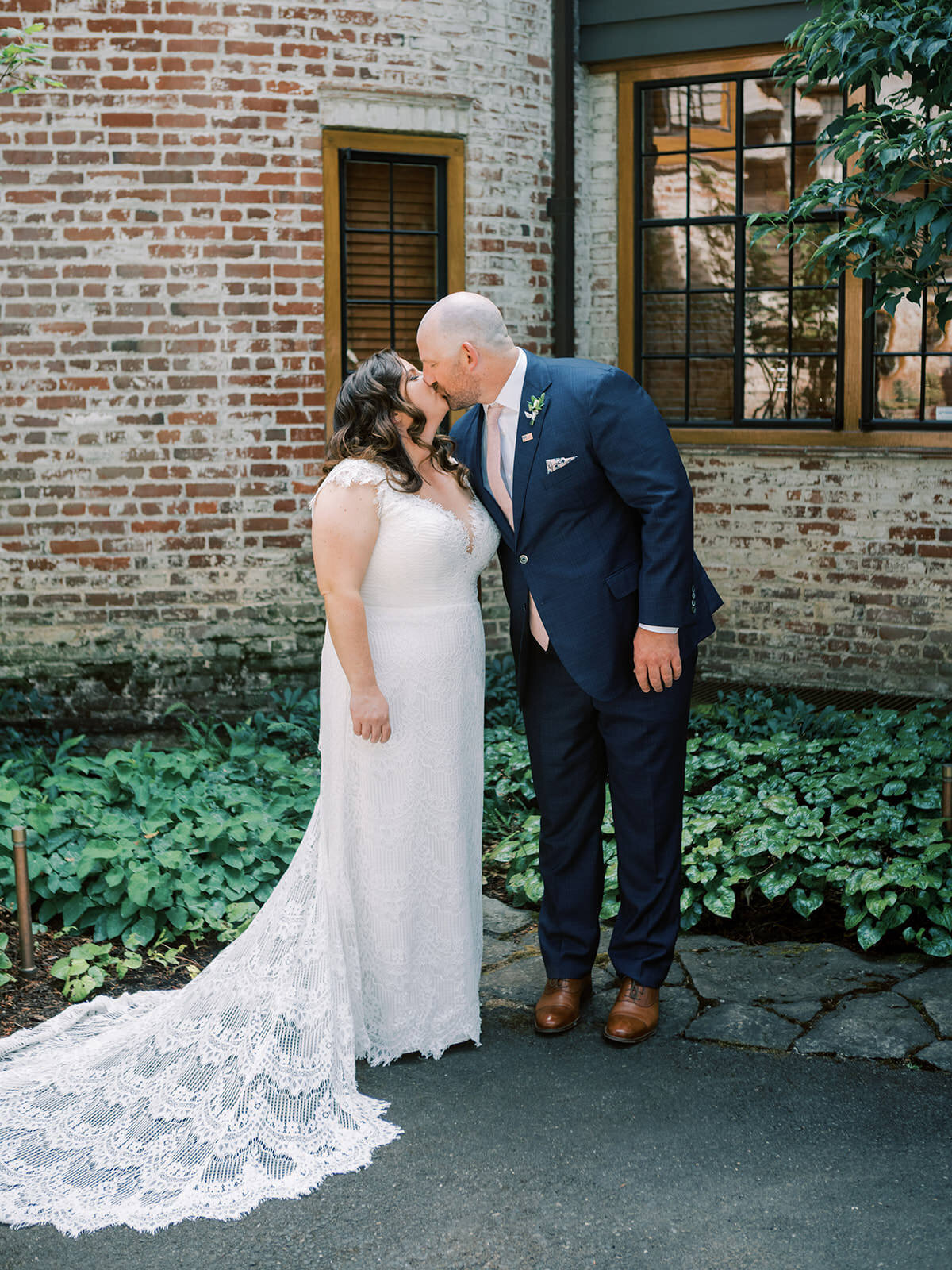 Carlos-Hernandez-Photography-Molly-Charles-Wedding-Portland-097