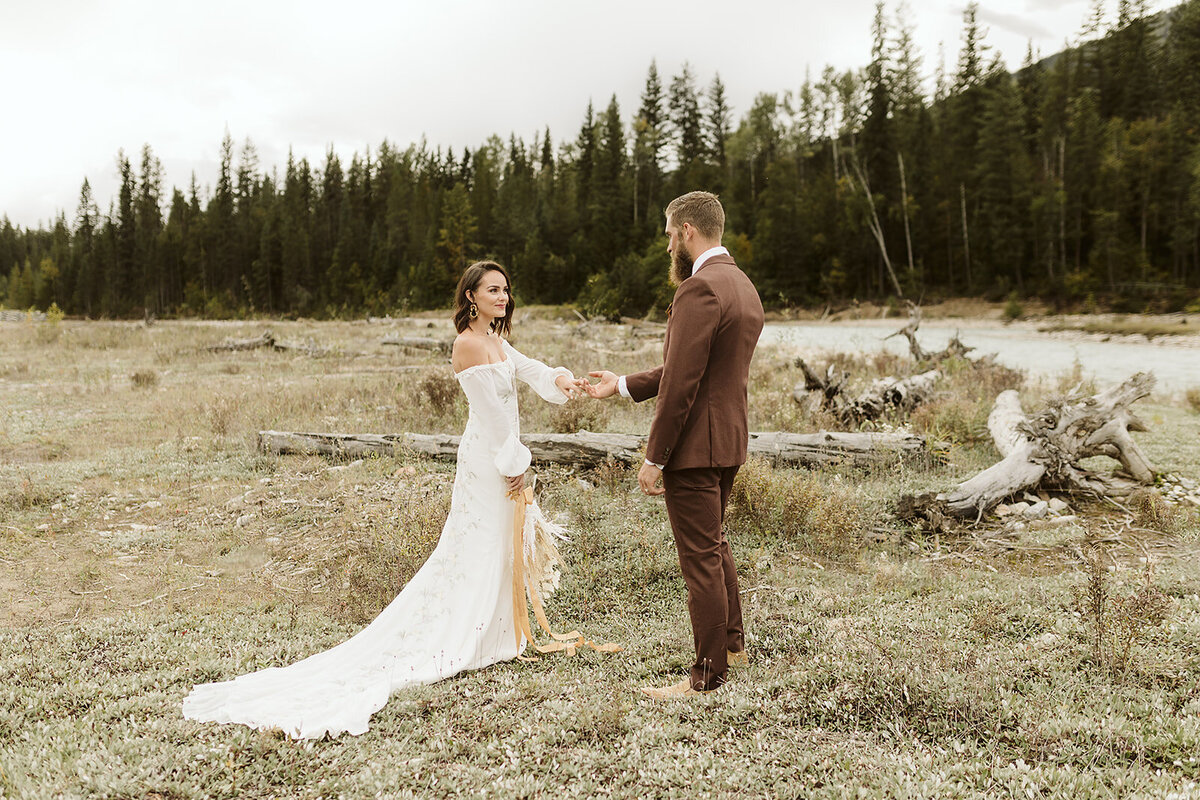 banff-intimate-wedding-009
