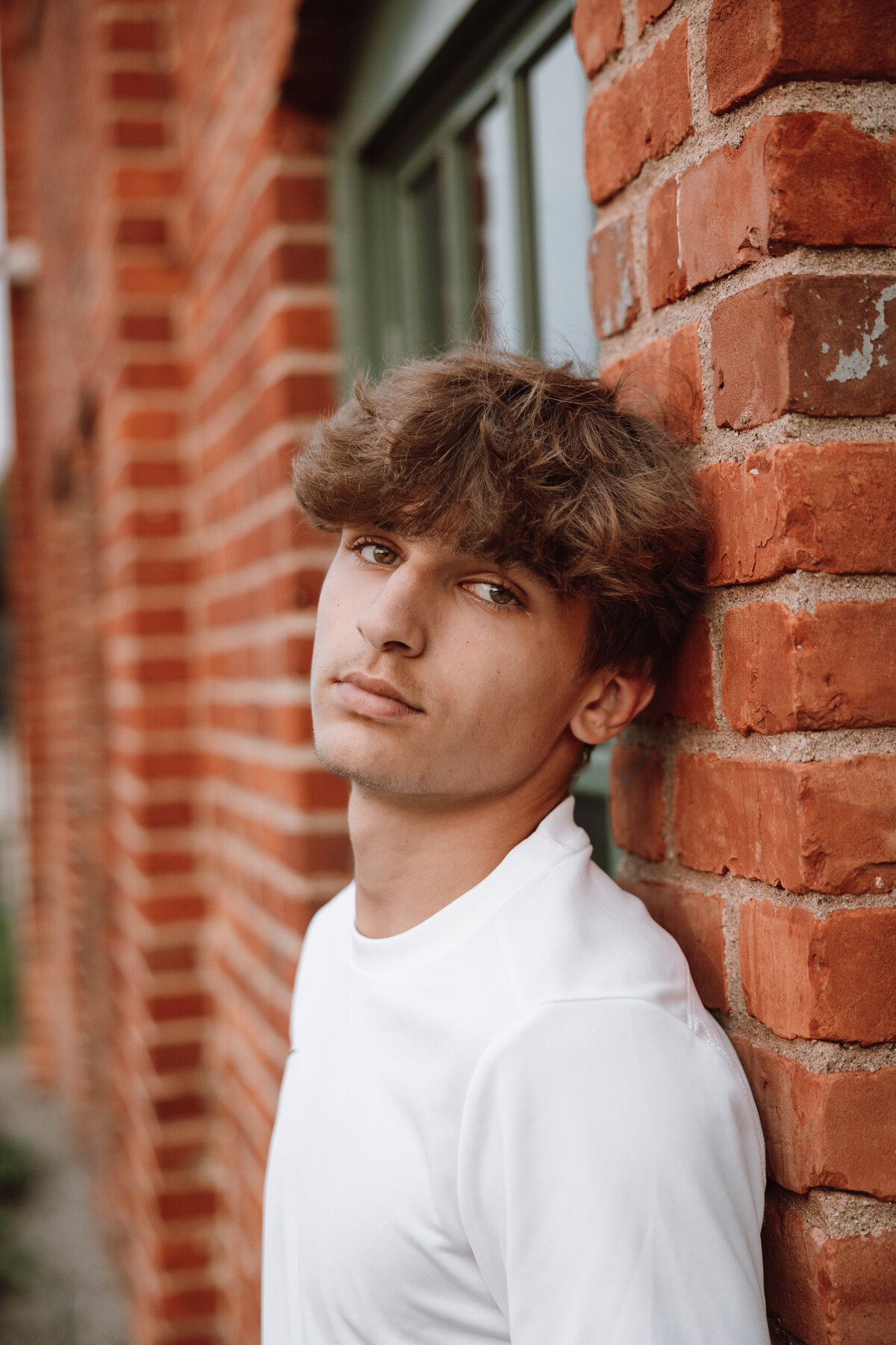 Downtown-flint-michigan-highschool-senior-photography-17