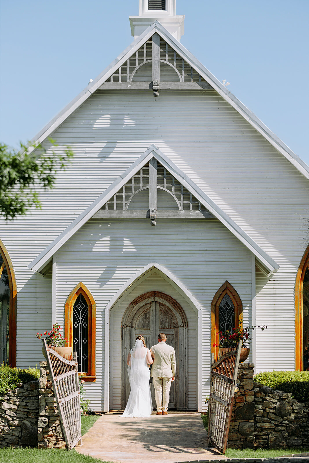 reTheBurrowWeddingPhotography-1000