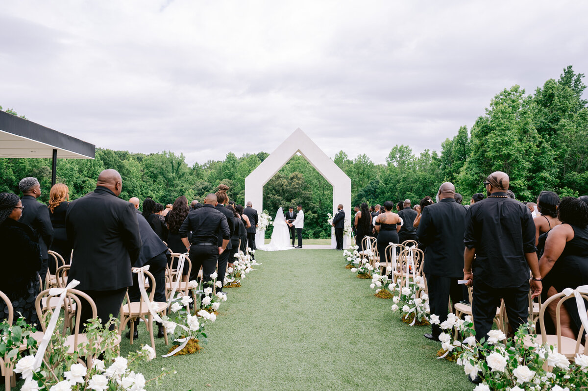 Youngs-Wedding-Sneak-Peeks-0074
