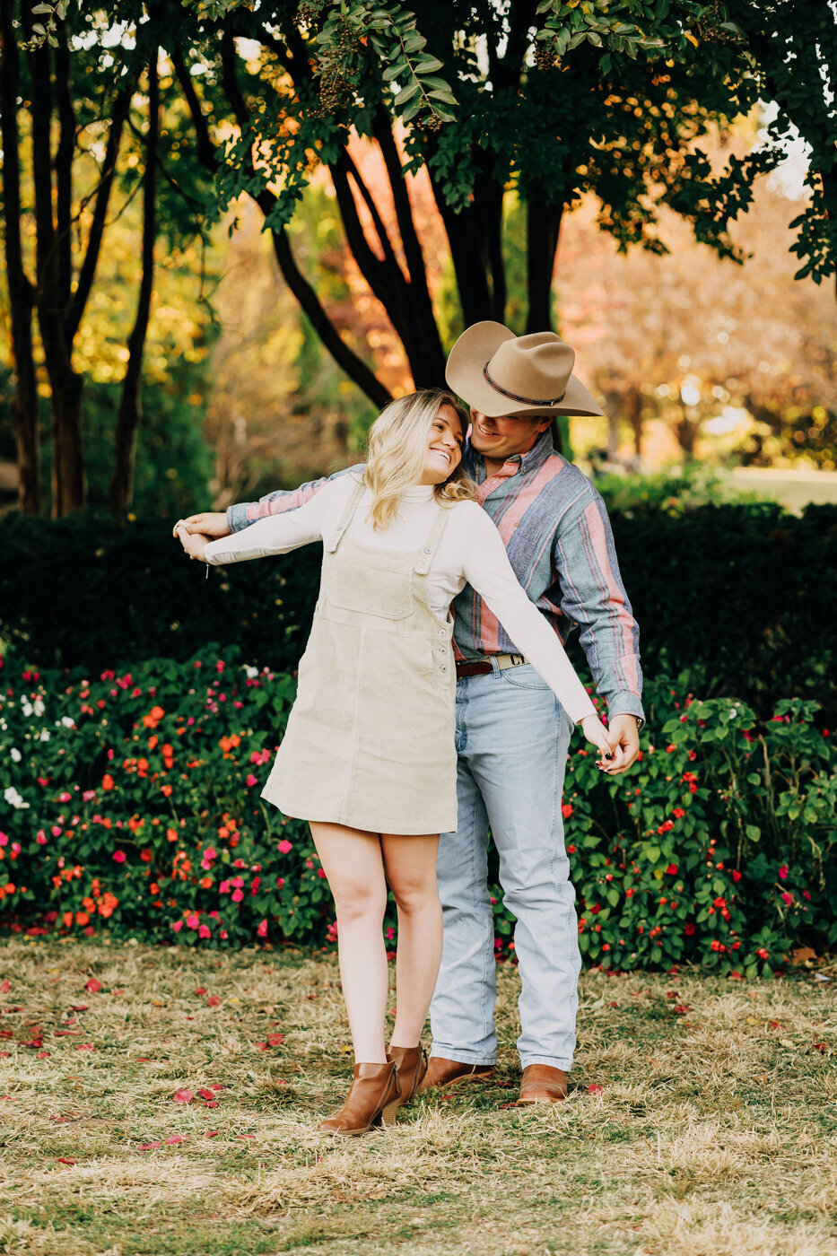 Centennial Park Engagement Session 31