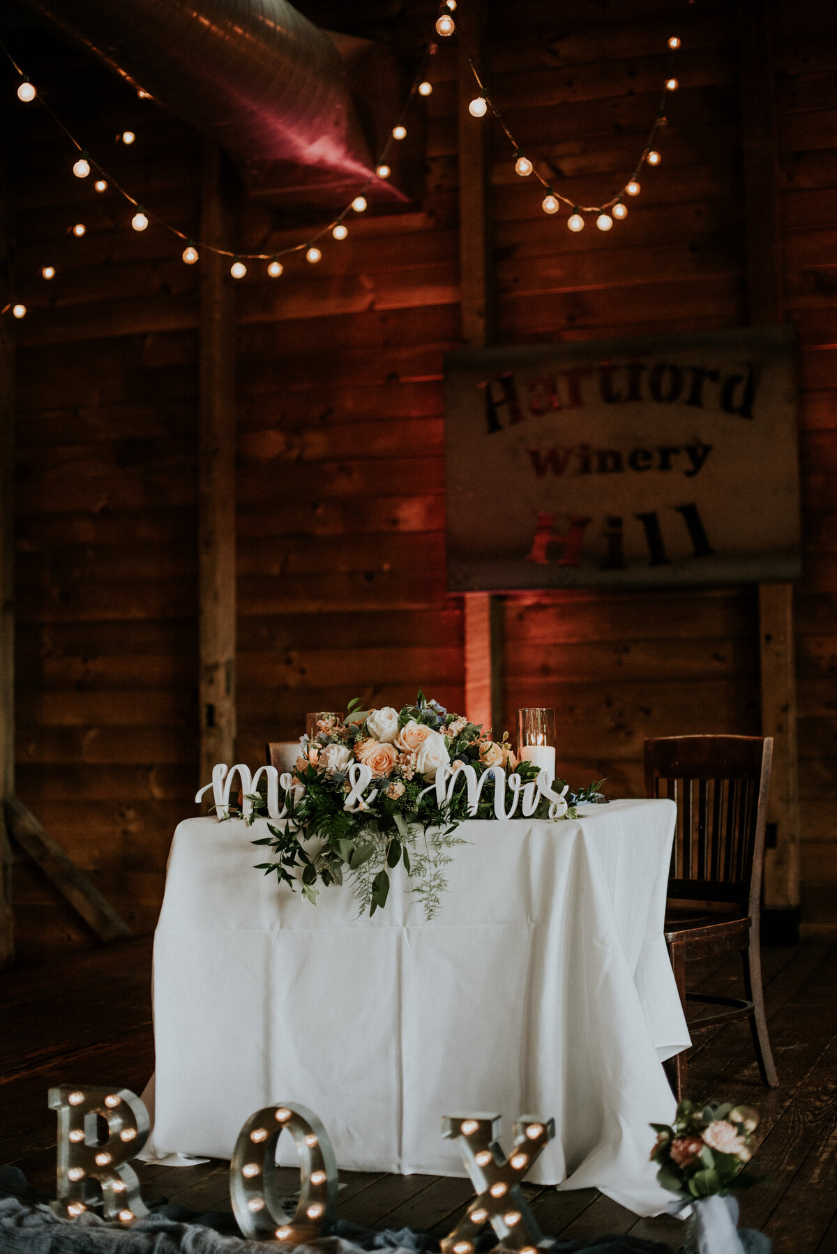 sweetheart table