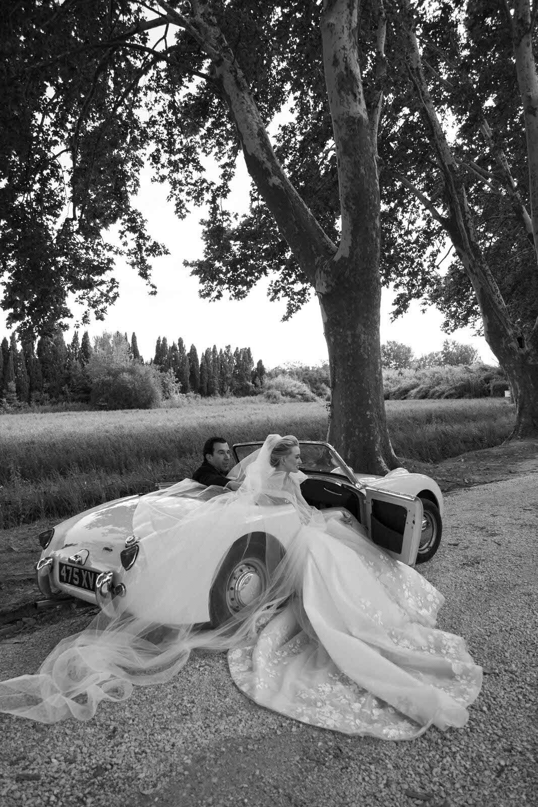 FloraAndGrace_JasminJohanna_Editorial_Wedding_Photographer (1 von 1)-62