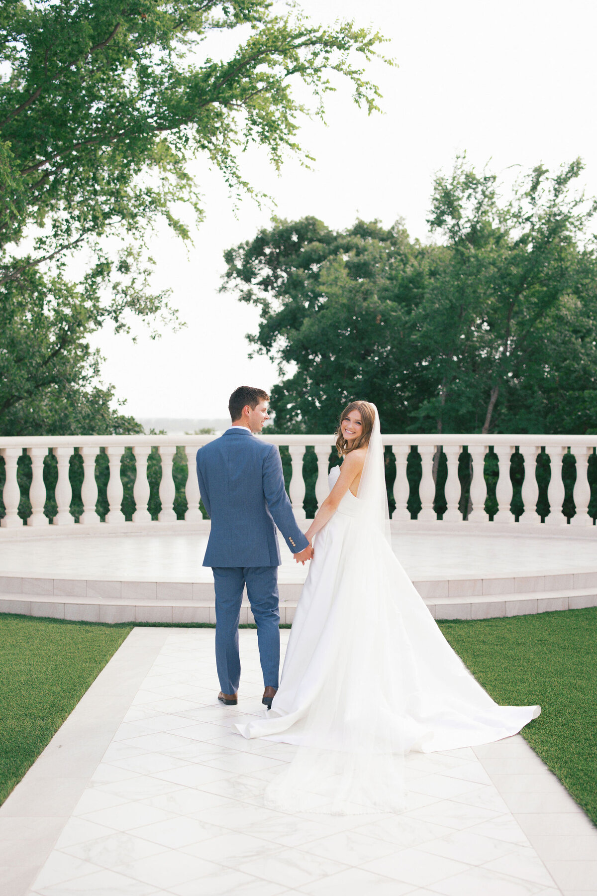 the-hillside-estate-wedding-venue-dallas-texas