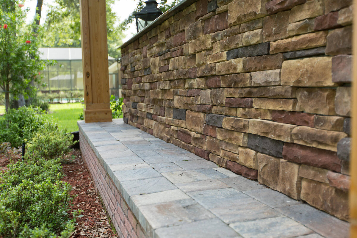 North Florida hardscape retaining wall contractor