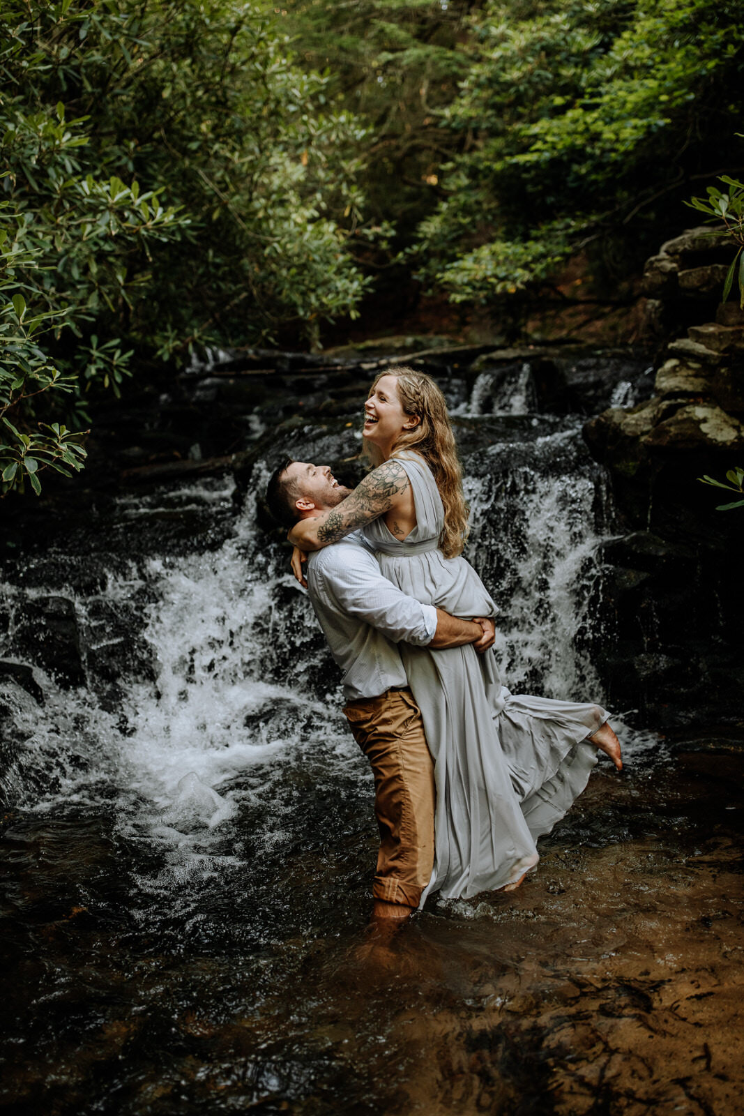 waterfall-elopement-hickory-run